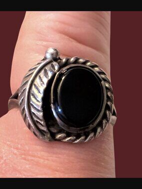 Vintage Navajo 925 Sterling Silver Black Onyx Size 5.25 Ring
